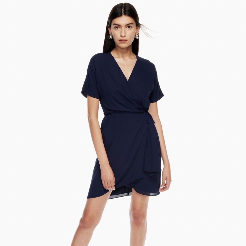 Aritzia Wallace Wrap Dress Size XXS